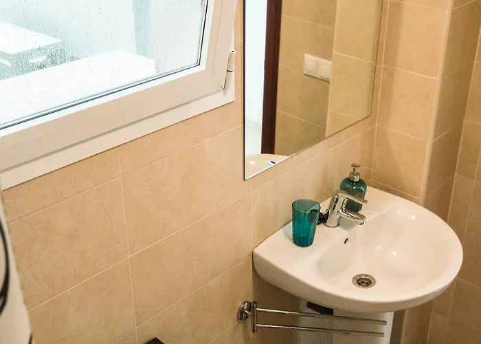 Apartamento Holidays2malaga Juan De Mena *