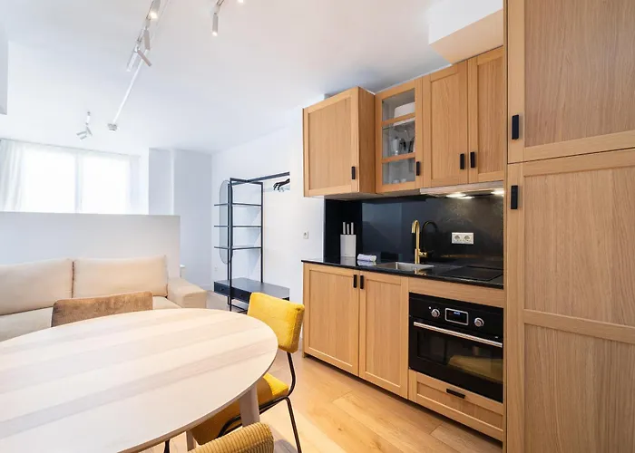 Apartamento Holidays2malaga Juan De Mena *