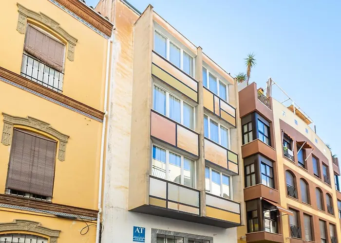 Apartamento Holidays2malaga Juan De Mena *